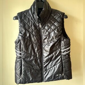 Oakley Women's Shiny Black Quilted Vest